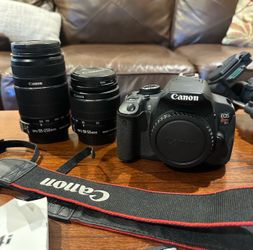 Canon EOS Rebel T4i DSLR Bundle w/ 2 Lenses, Tripod & Bag