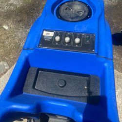 Professional Heated Carpet Cleaner/Extractor Clark Best Pro w/ Attachments and Cleaning Solutions