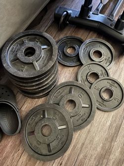 STRENGTH CO. Olympic weights 10s, 5s and 2.5 lbs available PRICES LISTED UNDER DESCRIPTION 👇👇👇