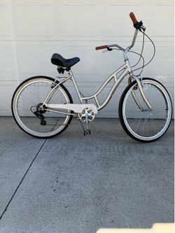Beach Cruiser Bike