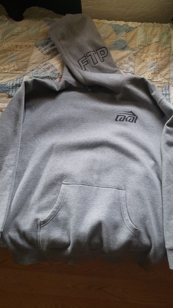 FTP × Lakai