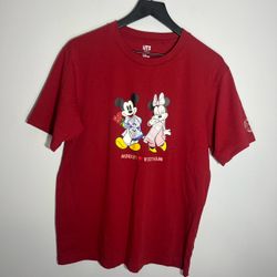 Disney Mickey Mouse x Uniqlo Vietnam T Shirt Mens Large Burgundy Minnie Mouse