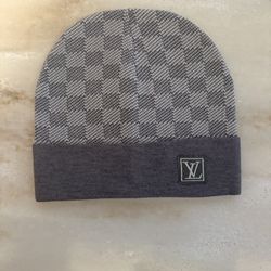 Louis Vuitton Men’s Grey Hat