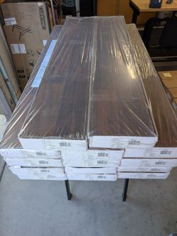 Click Lock Laminate Wood Flooring, 334 SQ FT