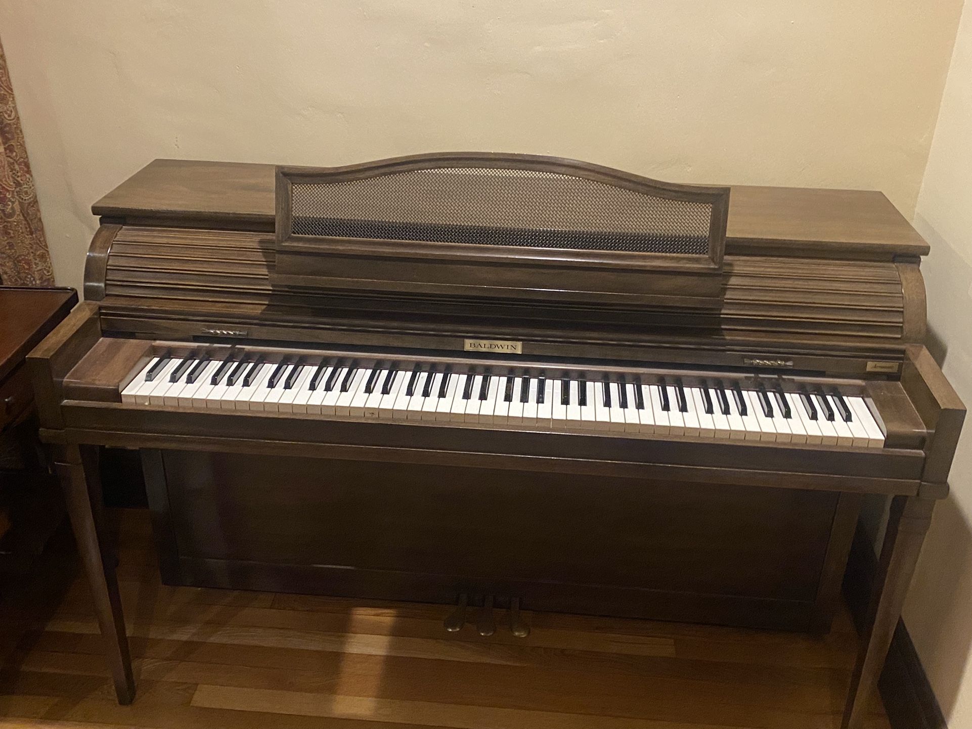 Piano Baldwin