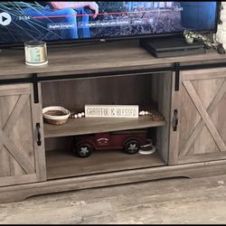 TV Stand 