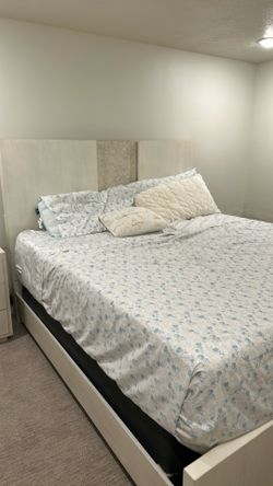 King Bedroom Set with Mattress