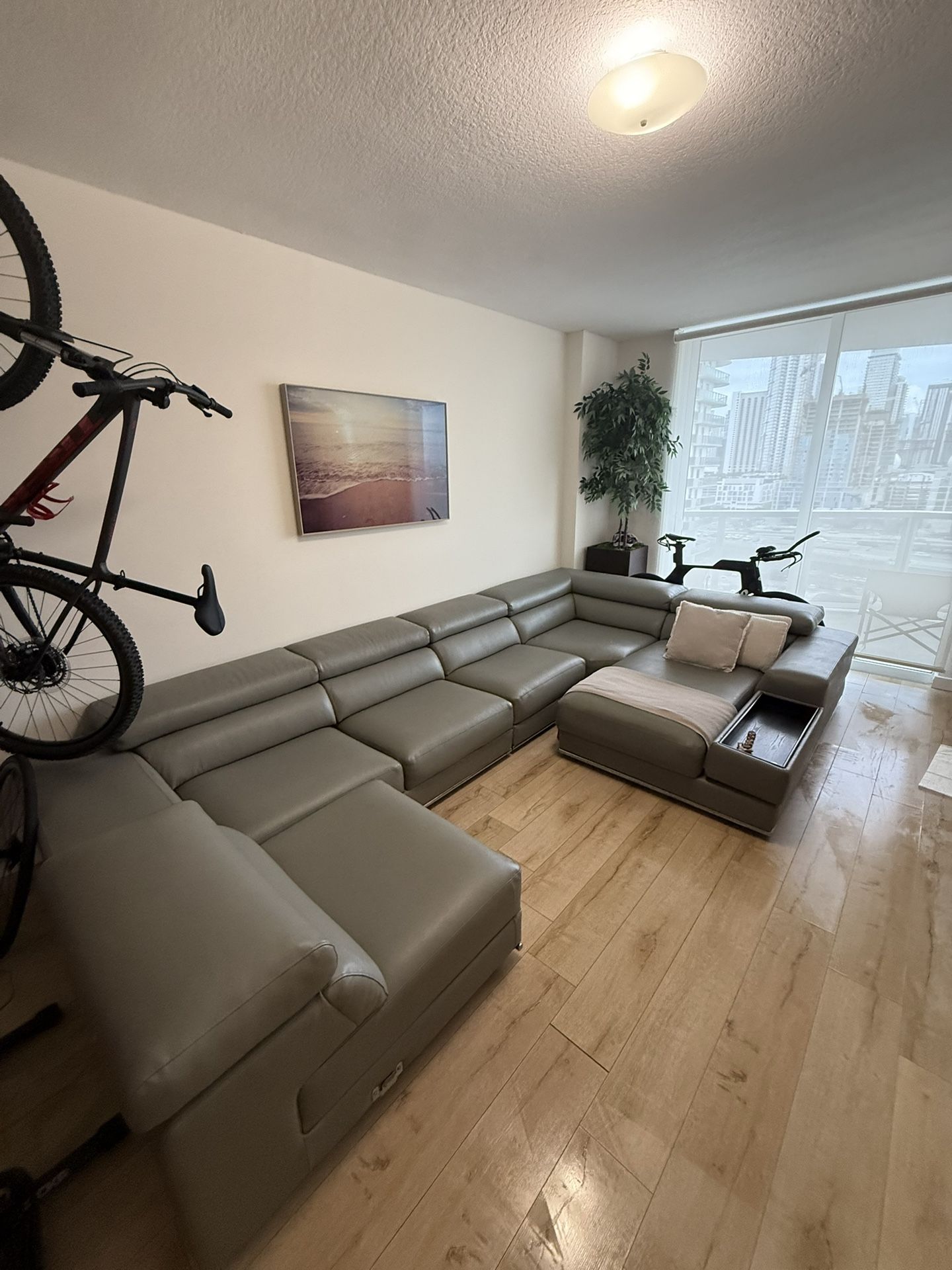 Modani sofa