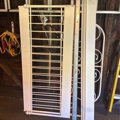 Queen Frame Metal Bed $50