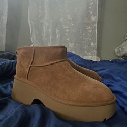 UGG ULTRA MINI NEW HEIGHTS PLATFORM BOOT.