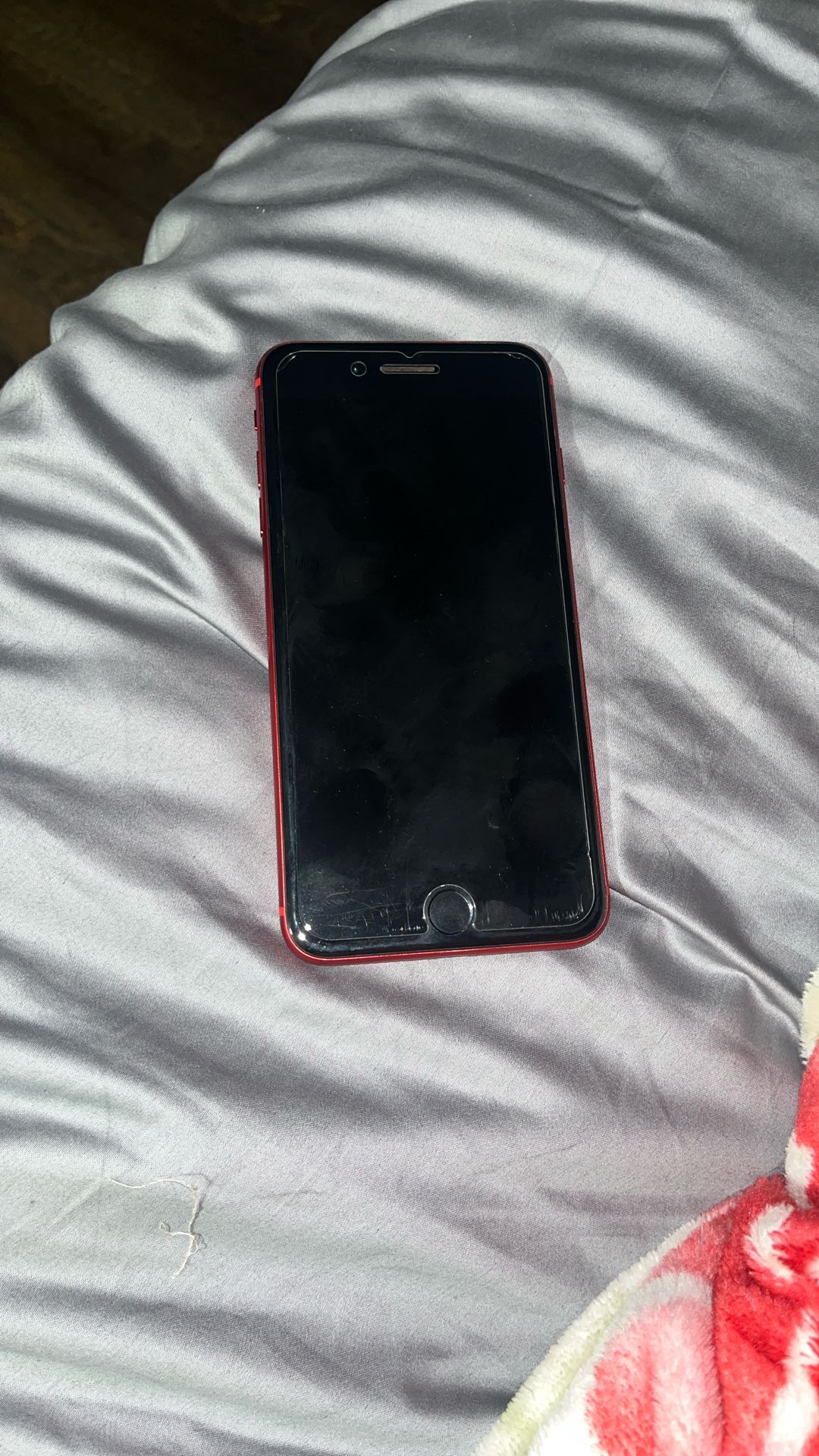 64GB iPhone 8 Plus (ProductRed)