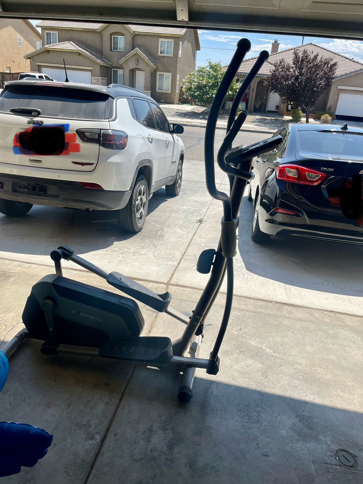 Standard Elliptical Trainer
