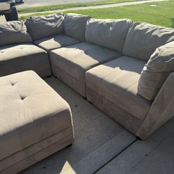 Modular Sectional Couch 
