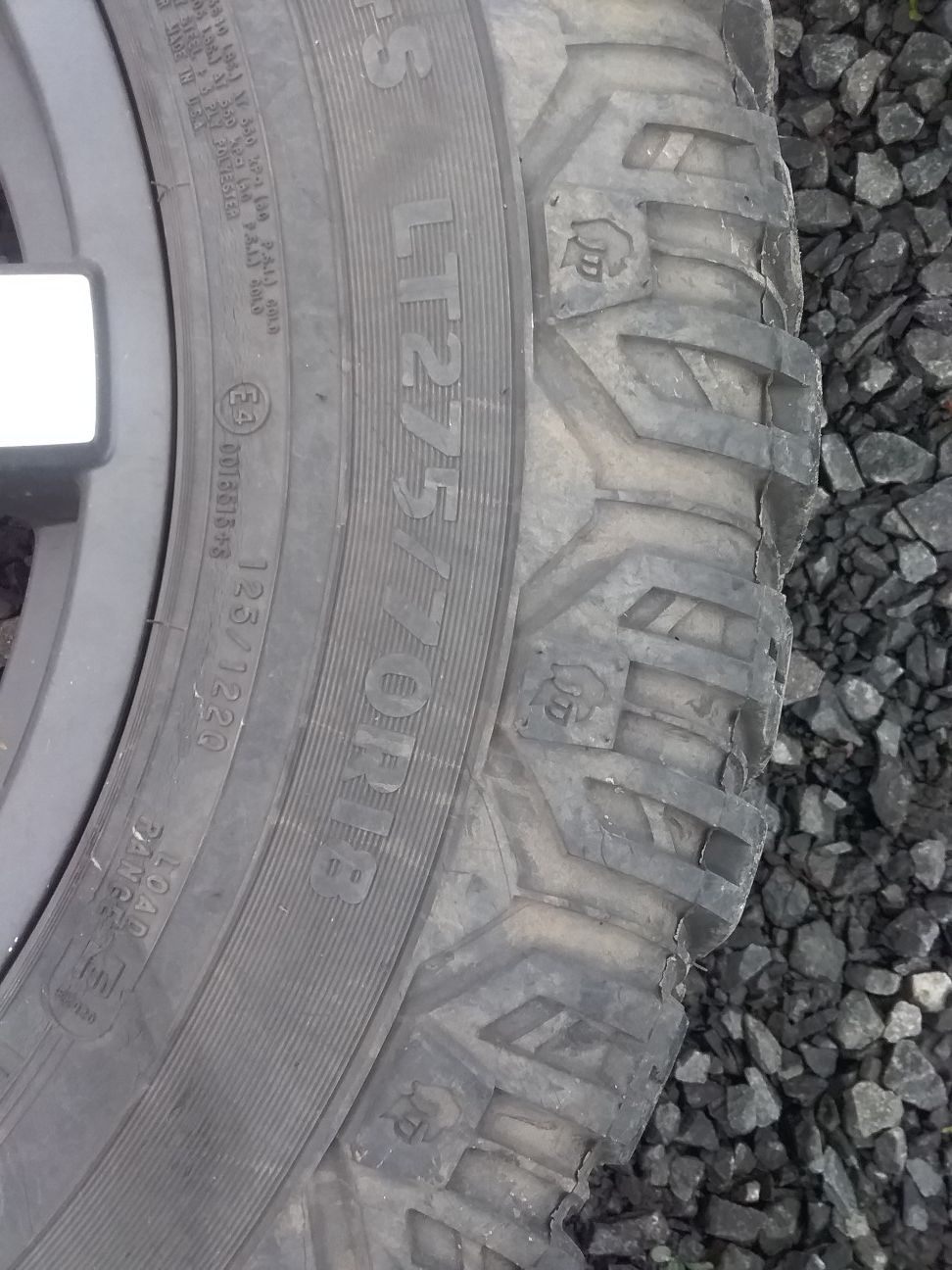 2757018 mud tires and rims off silverado for Sale in Battle Ground