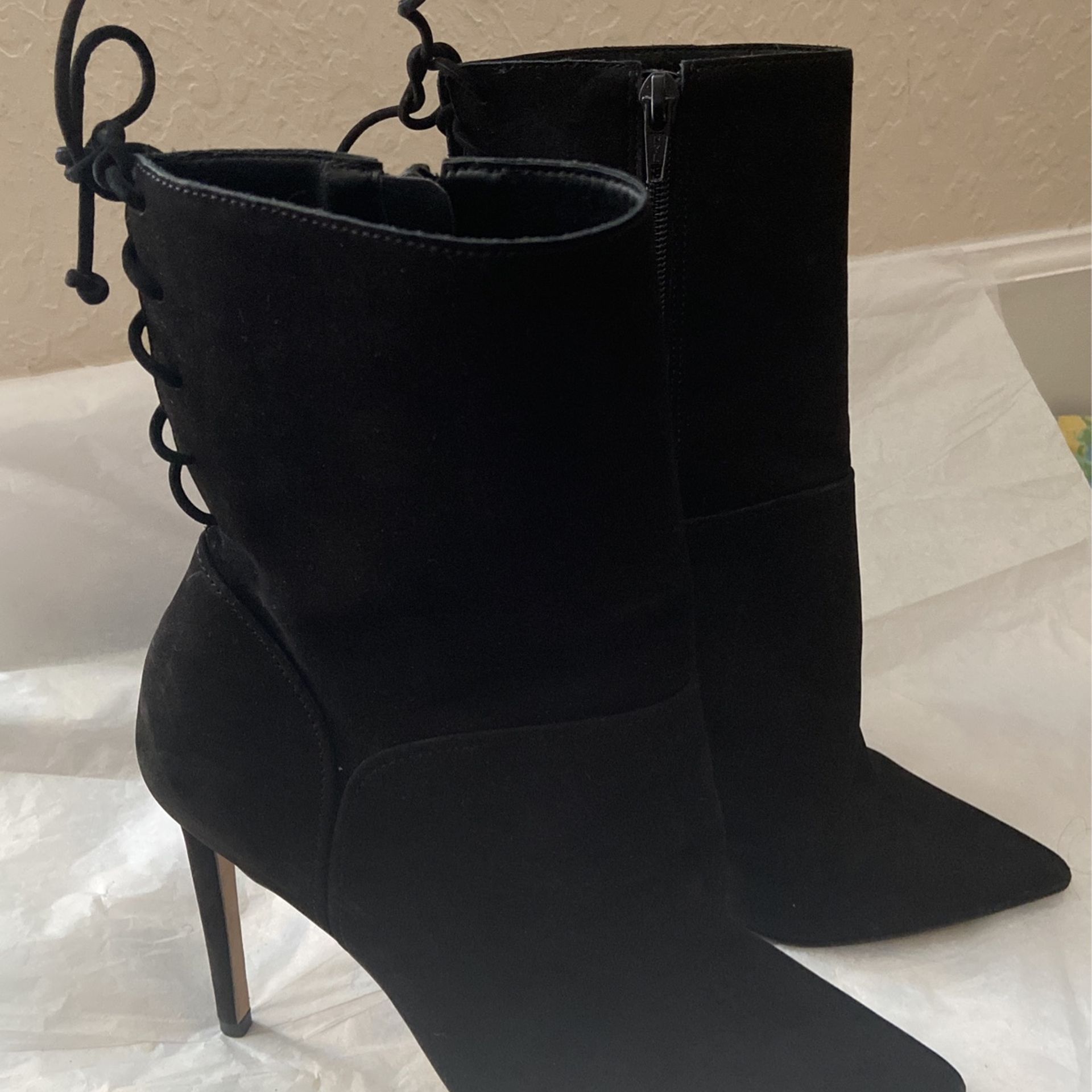 Aldo / Heeled Boots—-Size 7.5