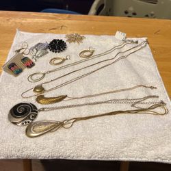  Jewelry Lot 