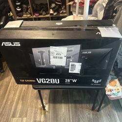 gaming monitor 