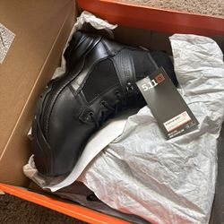 Black Steal toe Work Boots Size 11”