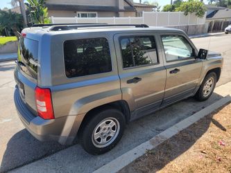 2013 Jeep Patriot 4 Cyl "1 Owner"
