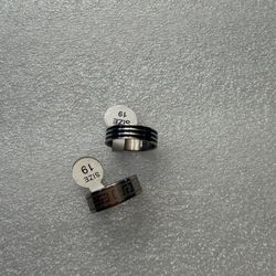Men’s / women’s lot 2 rings sz 19 fits 8.5