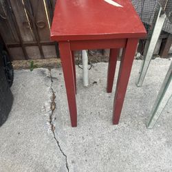 Mesita Eskinera 