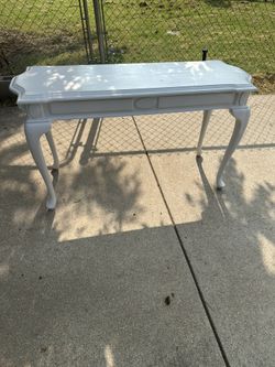 Beautiful White Entry Table