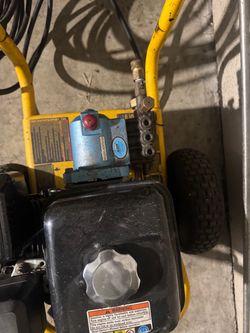 DEWALT Pressure Washer with Hose