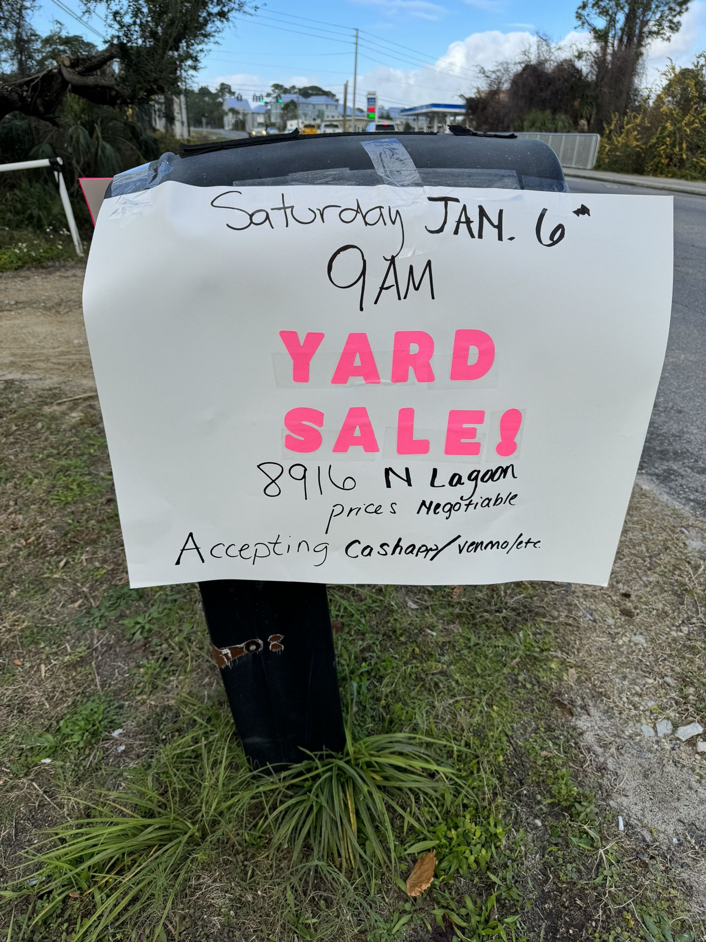 Huge yard Sale!!