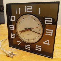 Vintage 1960s GE American Art Clock Smoke Tone. Fully Functional