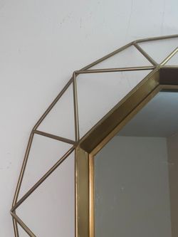 Matte Gold Octagon Mirror 24" In Diameter
