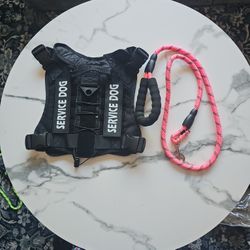Service Dog Harness With Heavy Duty Leash. 
