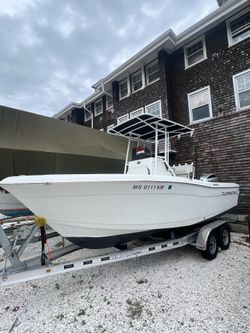 2021 CLEARWATER 22' CC with 225Honda V6 outboard
