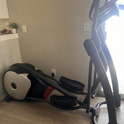 Elliptical (Electric Plug-in)