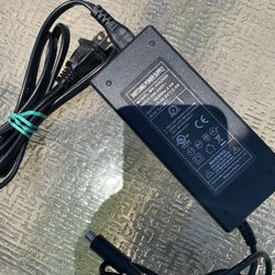E-scooter Charger 