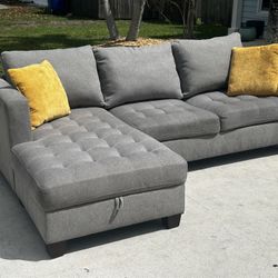 Grey Sectional W Storage Chaise - Can Deliver🛻