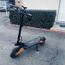 Freeboy H9 High-Performance Electric Scooter and extra 350 Dollar Hub Motor)6000W Dual Motor)