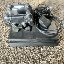 PS4