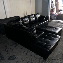 Black Leather Couch 