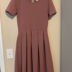 Brand / LuLa Roe  Color /brawn   Size/ M