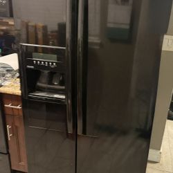 BBF - Big Black Fridge - Whirlpool Refrigerator