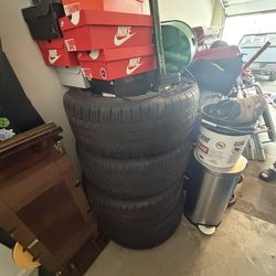 truck rims and tirea