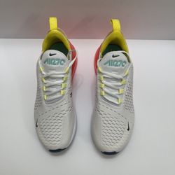 Nike Women Air Max  270 Size 9 