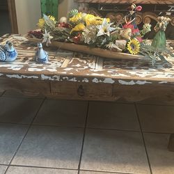 Rustic coffe table