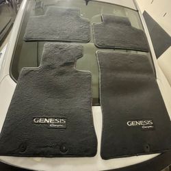 Hyundai Genesis Coupe Floor Mats CLEAN 