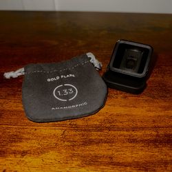 Moment Anamorphic 1.33x Mobile Lens - Gold Flare / M- Series