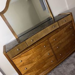 Dresser, Mirror And 2 Nightstands 