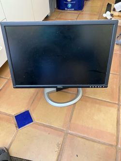 Dell Ultra Sharp 2405FPW.