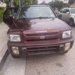 1997 Infiniti QX4