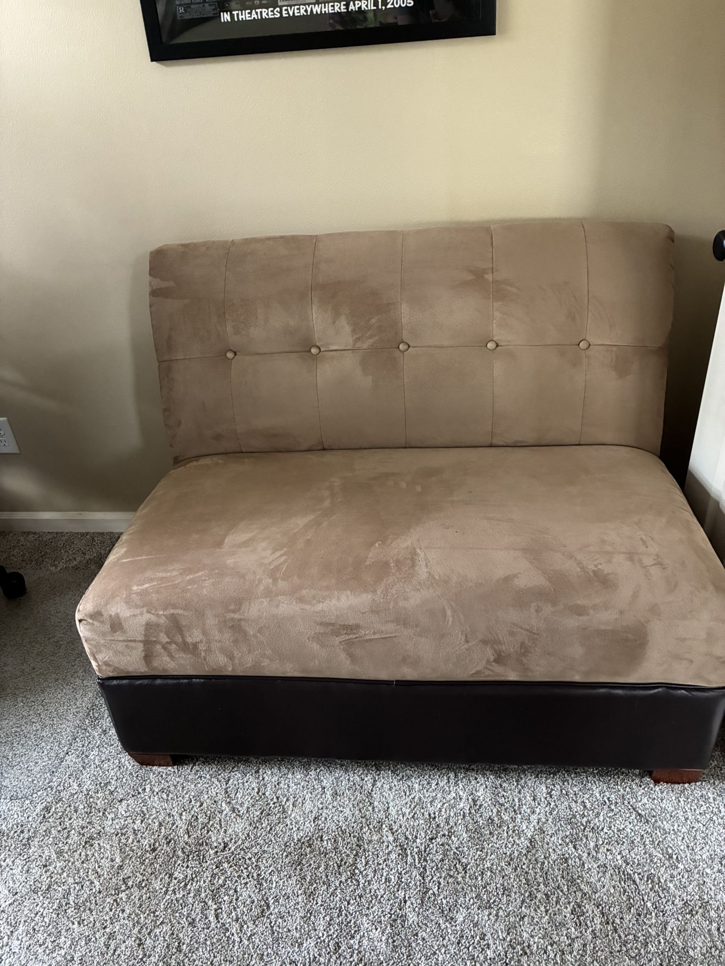 La-z-boy Loveseat