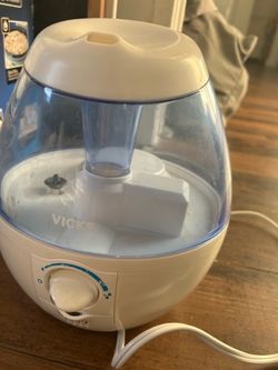 Humidifier Vicks brand excellent condition